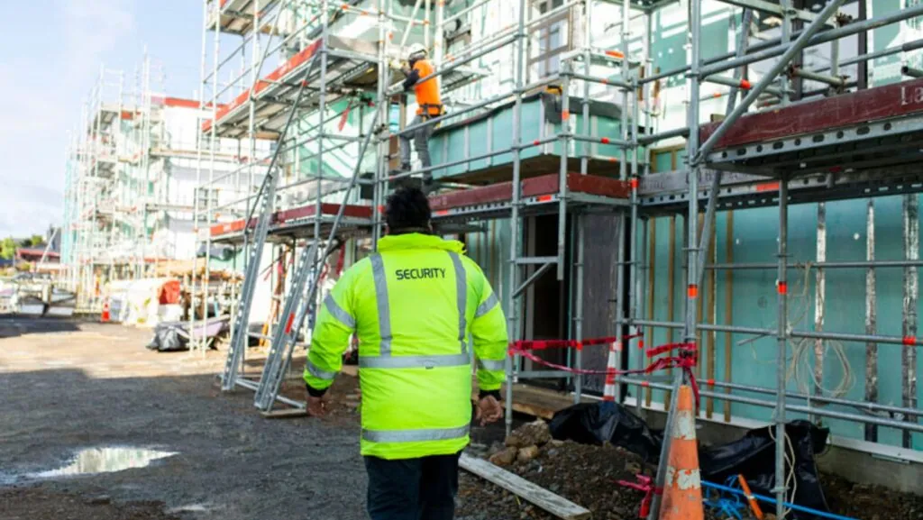 construction site security violence 1024x577